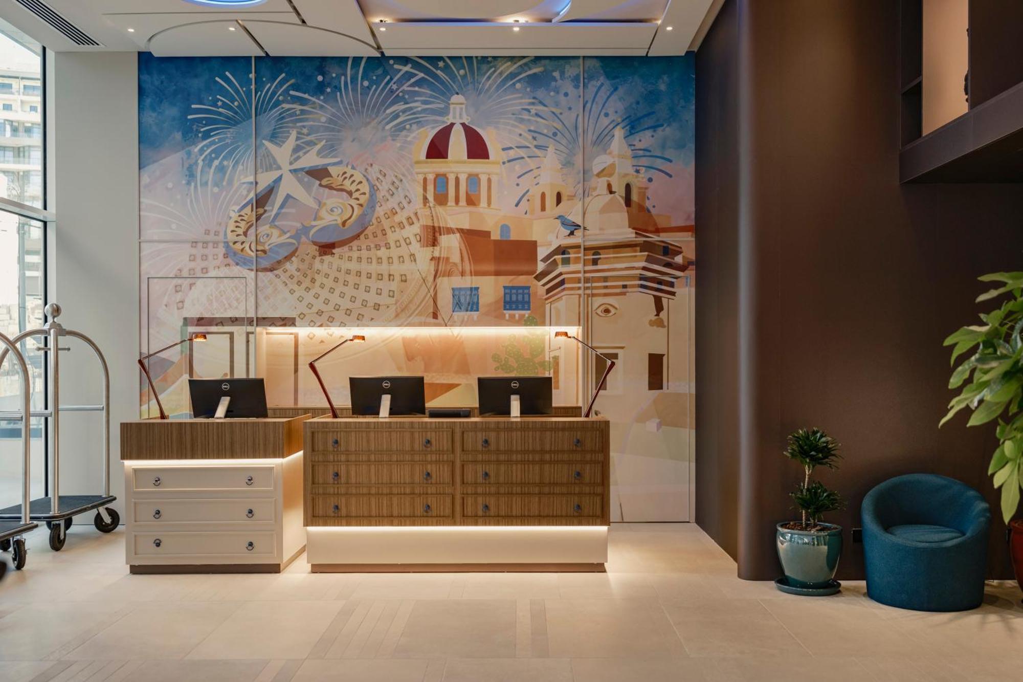 Hyatt Centric Malta Hotel San Ġiljan Kültér fotó